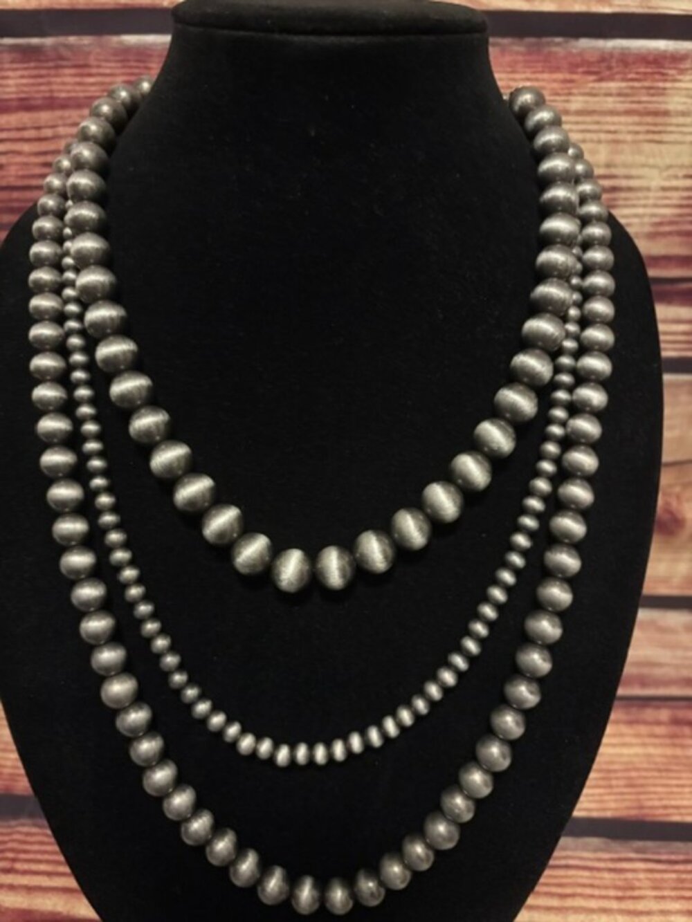 ISAC Handmade 3-strand Navajo Pearl Style Western Beaded Necklace 16"-24" NWT